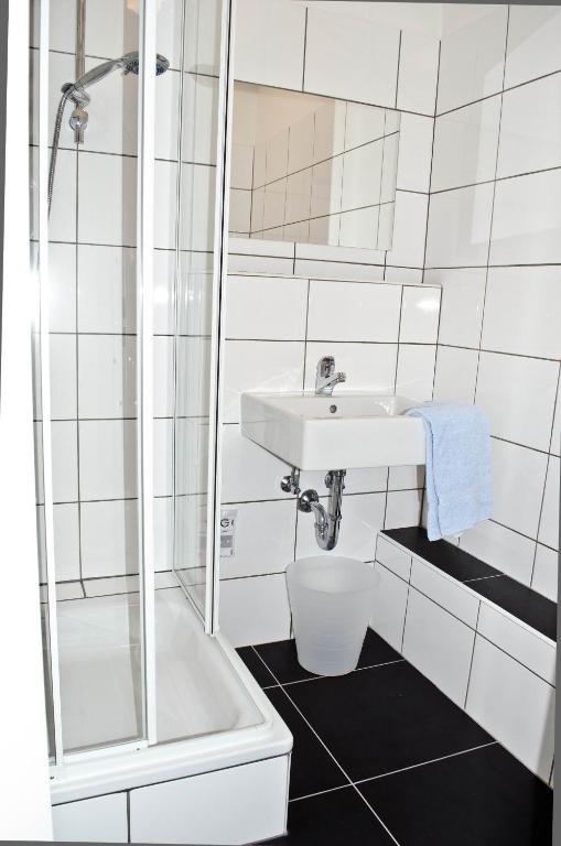Hostel Nanina Gröbenzell Szoba fotó