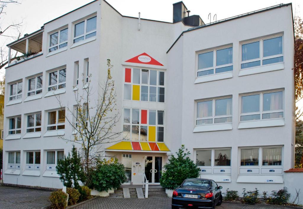 Hostel Nanina Gröbenzell Kültér fotó